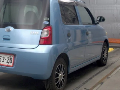 DAIHATSU ESSE