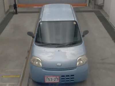 DAIHATSU ESSE