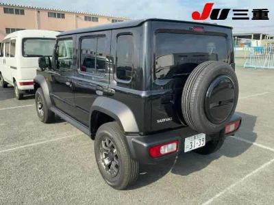 SUZUKI JIMNY NOMADE