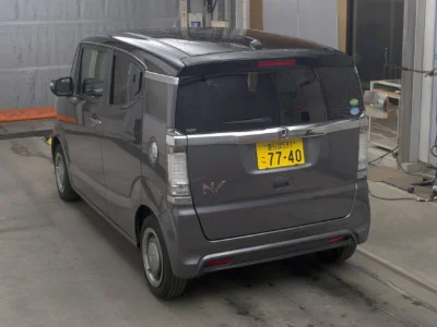 HONDA N BOX SLASH