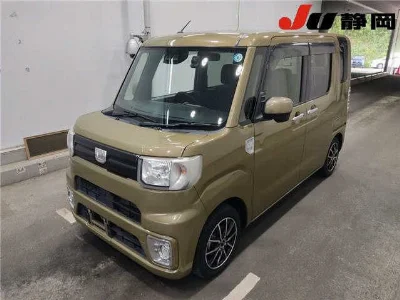 DAIHATSU WAKE