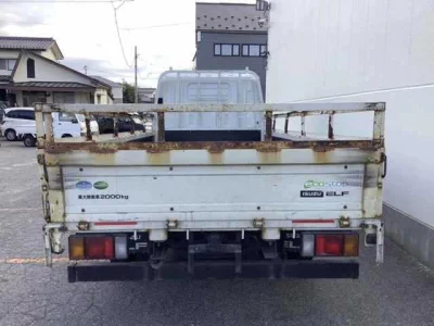 Isuzu ELF