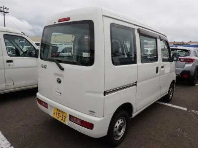 Toyota Pixis Van