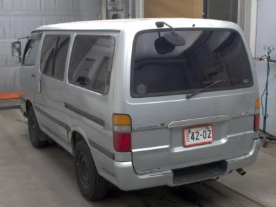 Toyota HiAce Van