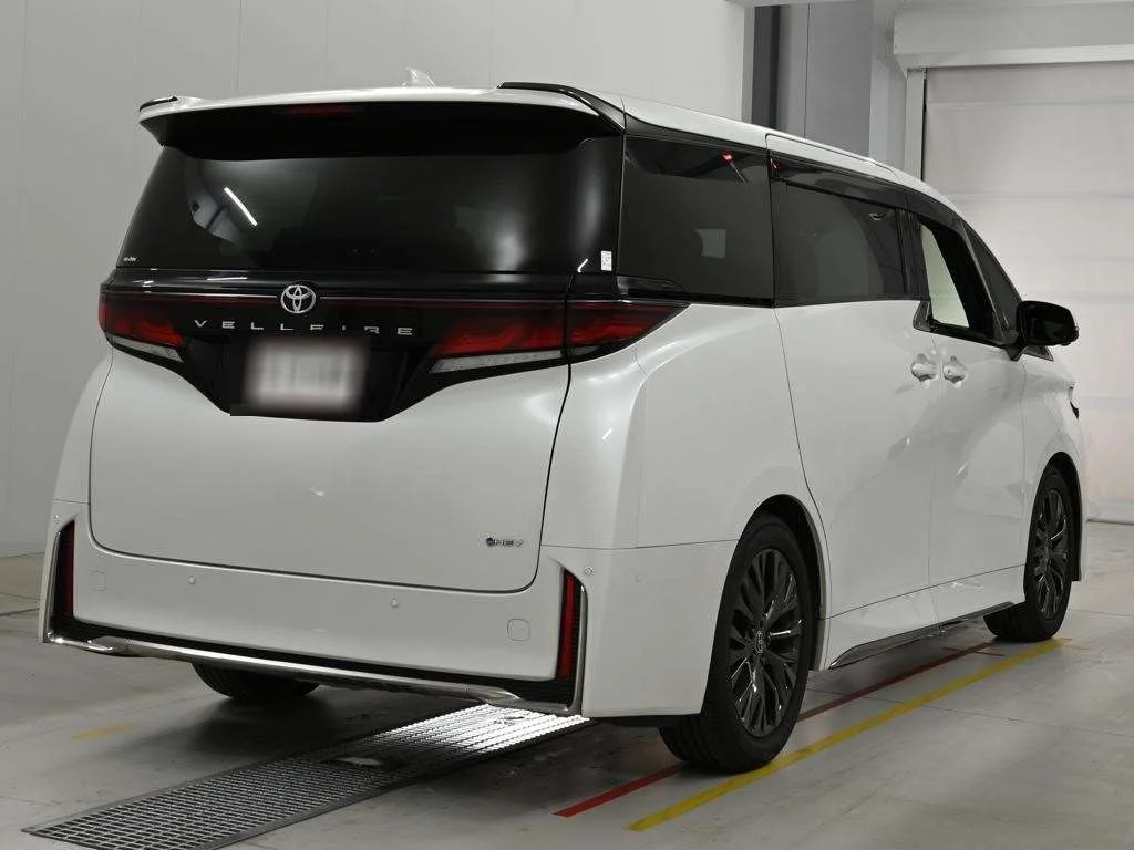 Toyota Vellfire  с аукциона в Японии