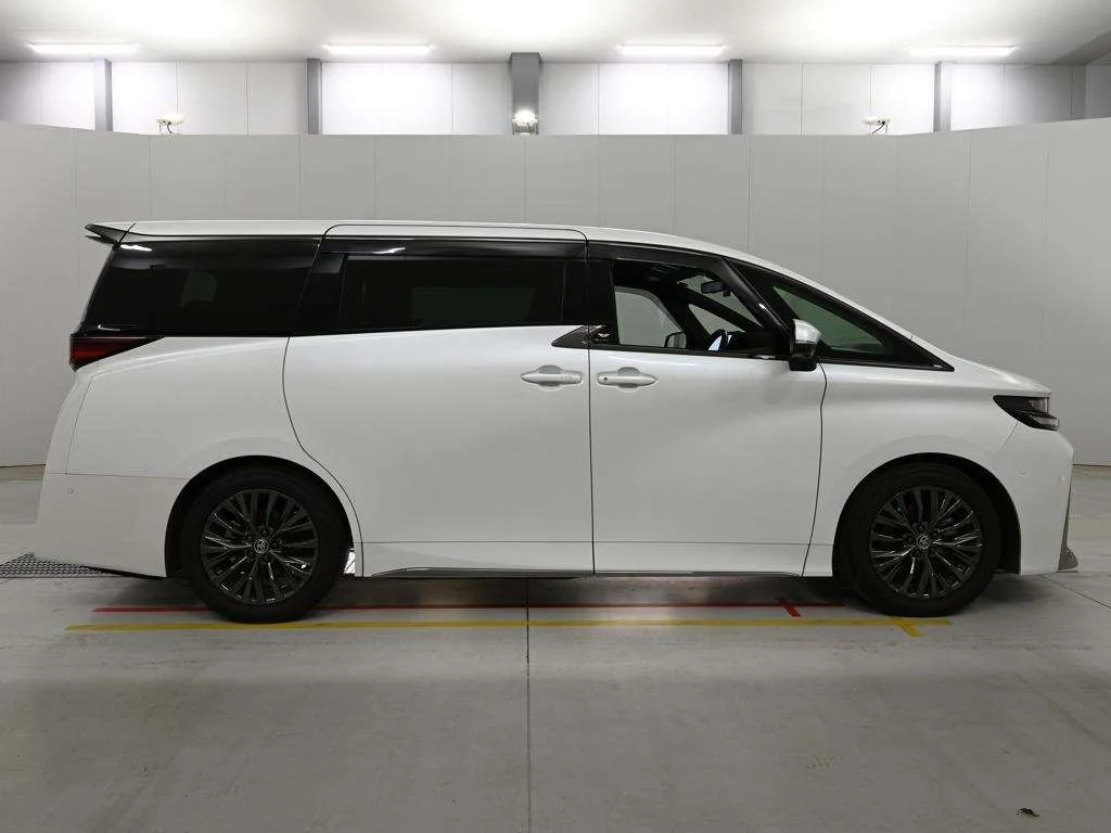 Toyota Vellfire  с аукциона в Японии
