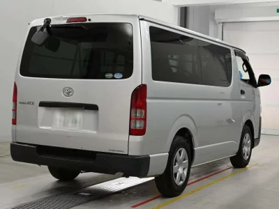 Toyota RegiusAce