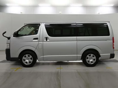 Toyota RegiusAce