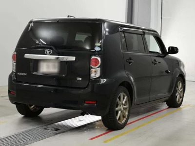 Toyota Corolla Rumion