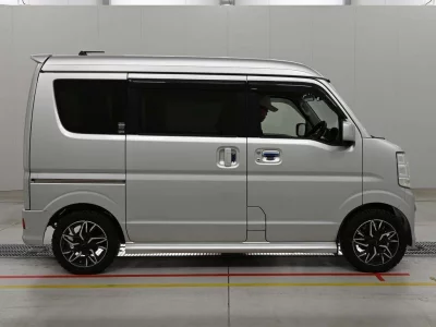 Nissan NV100 Clipper Rio
