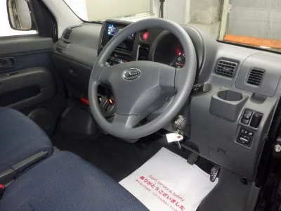 DAIHATSU HIJET VAN