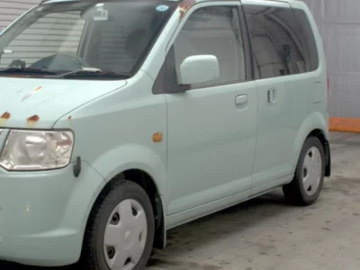 Nissan Otti