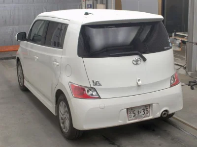 Toyota bB
