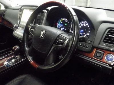 Toyota CROWN MAJESTA