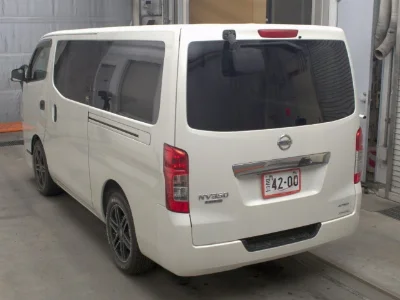 Nissan NV350 Caravan