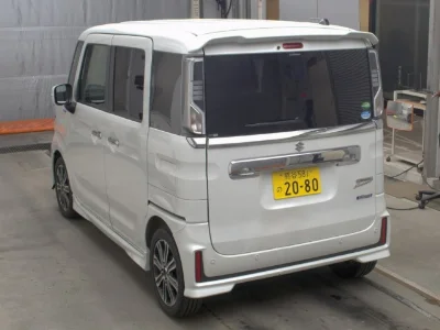 Suzuki Spacia