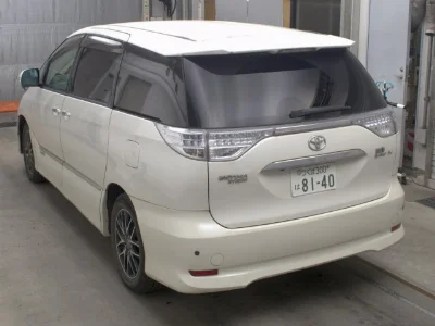 Toyota Estima