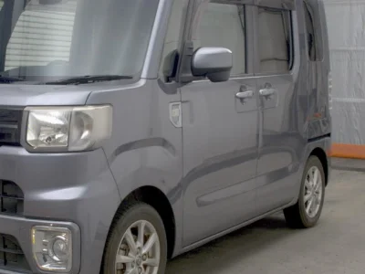 TOYOTA PIXIS MEGA