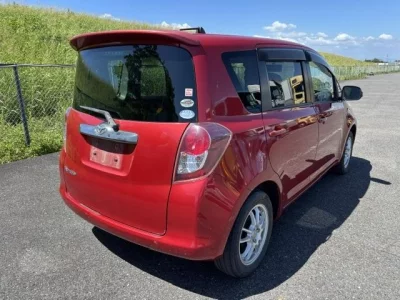 TOYOTA RACTIS
