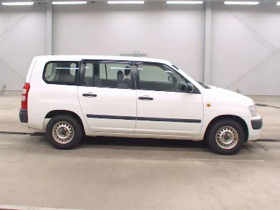 Toyota Succeed