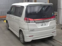 Цена авто Mitsubishi  с аукционов Японии, номер кузова MB15S, пробег 93 000, оценка 2