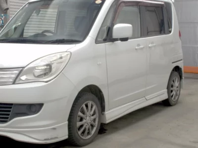 Mitsubishi Delica D:2