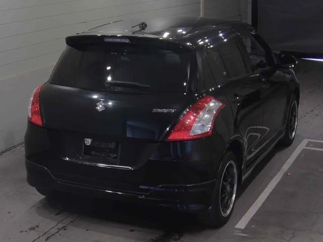 Suzuki Swift  с аукциона в Японии