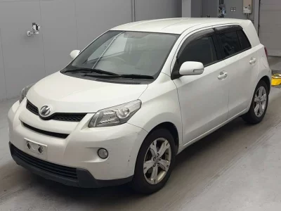 Toyota Ist