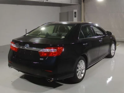 Daihatsu Altis