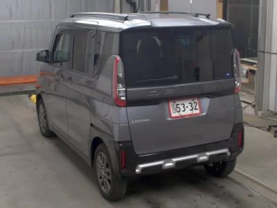 Mitsubishi Delica Mini