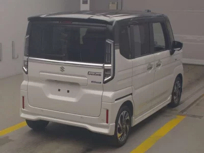 Suzuki Spacia Custom