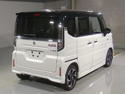 Suzuki Spacia Custom