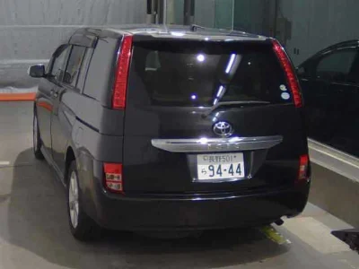 TOYOTA ISIS