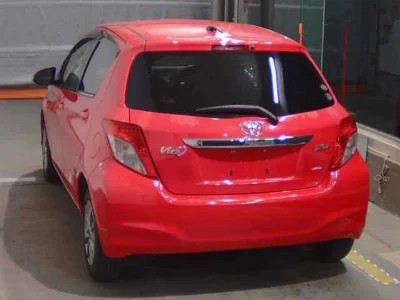 TOYOTA VITZ