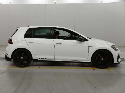VOLKSWAGEN GOLF  GTI