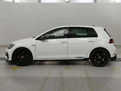 VOLKSWAGEN GOLF  GTI
