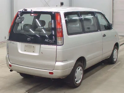 Toyota Lite Ace Noah