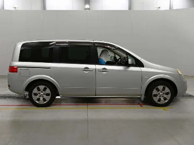 Nissan Lafesta