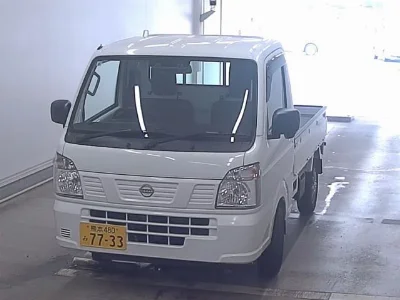 Nissan NT100 Clipper