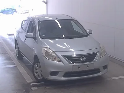 Nissan Tiida Latio