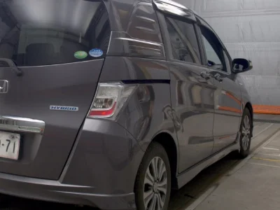 HONDA FREED SPIKE