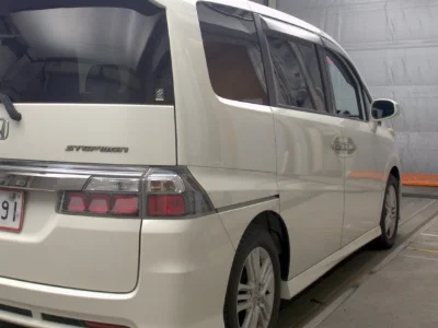 HONDA STEP WAGON