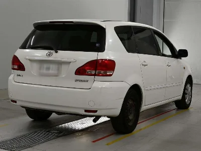 Toyota Ipsum