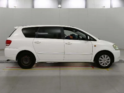 Toyota Ipsum