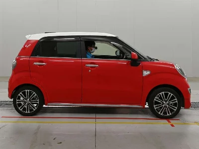 DAIHATSU CAST