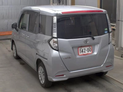 TOYOTA TANK