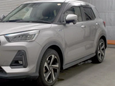 DAIHATSU ROCKY