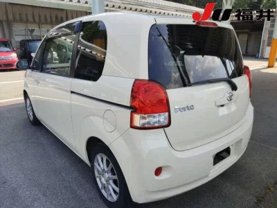 TOYOTA PORTE