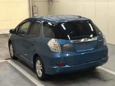 HONDA FIT SHUTTLE