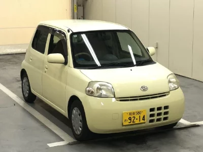 DAIHATSU ESSE